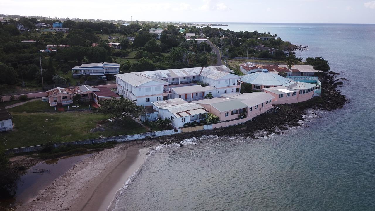 Pinneys Beach Hotel Nevis Чарльзтаун Экстерьер фото